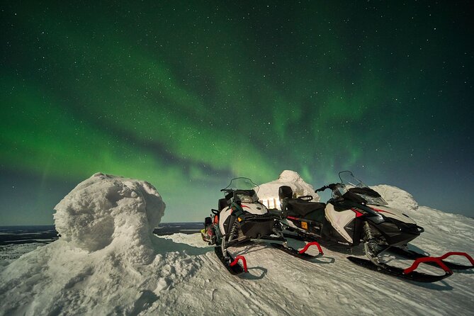 3 Hours Snowmobiling under Auroras and Night Sky - The route is part of the Northern Lights hunt