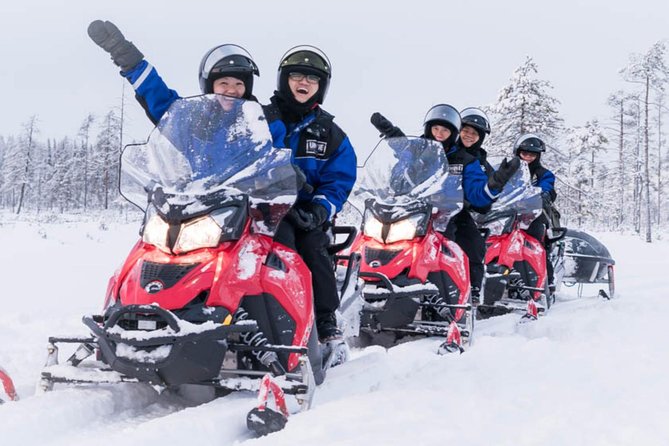 Arctic Circle Snowmobile Safari for Beginners in Rovaniemi - A gentle first ride through Rovaniemi’s snow