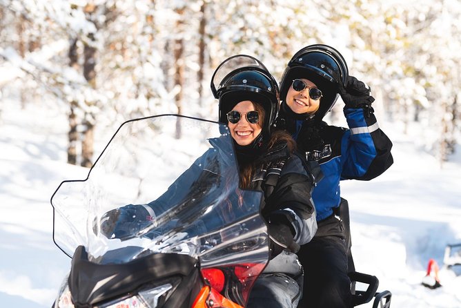 Arctic Circle Snowmobile Safari for Beginners in Rovaniemi - Thermal clothing and winter comfort