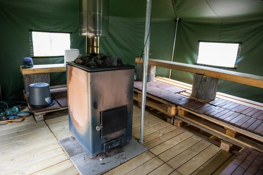 Arctic Tent Sauna Experience with Ice Swimming - How the two-hour session works
