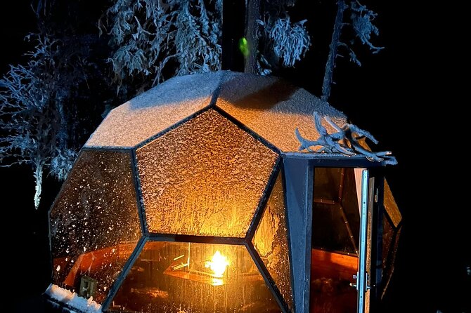 Aurora Borealis Dinner in a Glass Igloo - Why private transport changes the evening