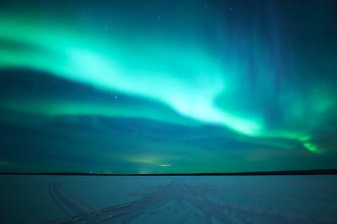 Chasing Aurora with Photographer - Small Group - Weather, cancellations, and the 24-hour deadline