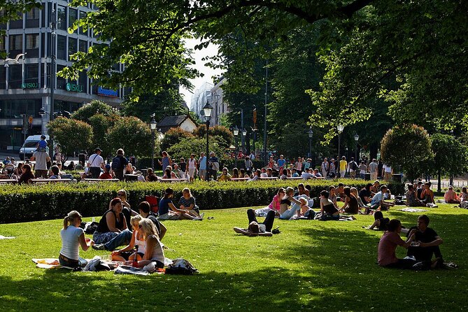 CITY Tour with Food Tasting in Helsinki - Esplanadi finishes the central walk