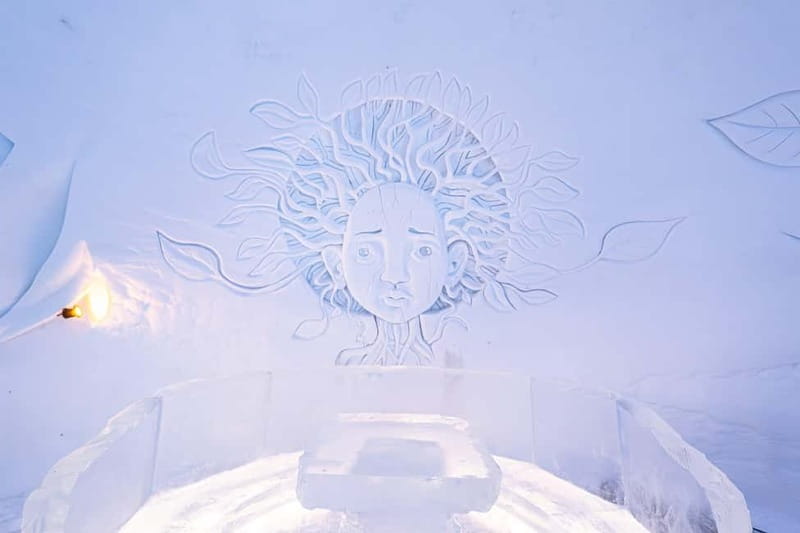 Entrance tickets to Snowman World and Snow Restaurant Dinner - Who will enjoy this experience most