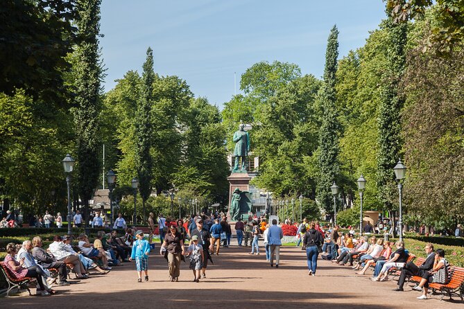 Epic Helsinki: English Speaking Walking Tour - Senate Square and Helsinki’s central landmarks
