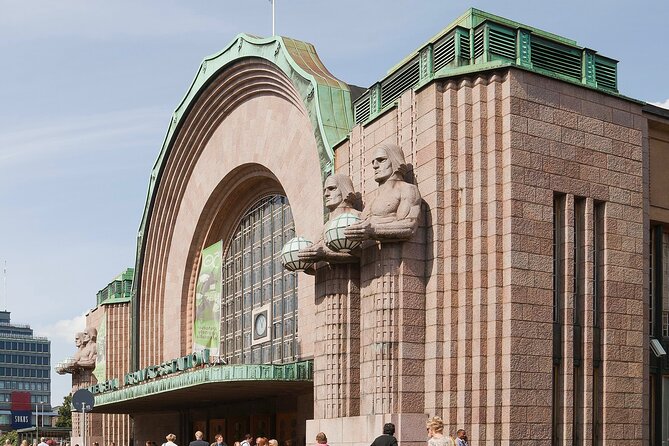 Epic Helsinki: English Speaking Walking Tour - Walking conditions, weather, and group size