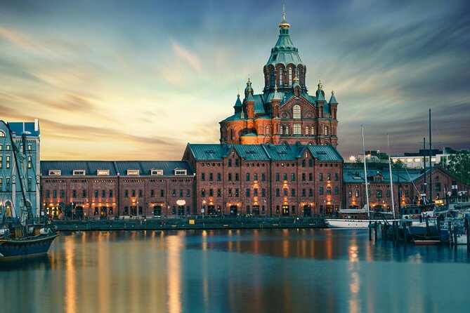 Explore Helsinki in Portuguese with a PRIVATE guide - A Portuguese introduction to Helsinki