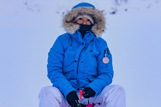 First Ice Fishing Experience in Rovaniemi - The small group makes instruction easier