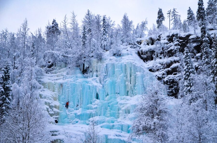 From Rovaniemi: Korouoma Canyon and Frozen Waterfalls Tour - Who should book this hike?