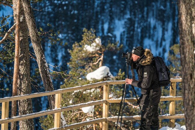 Frozen Waterfalls of Korouoma Canyon tour with Pro Photos & BBQ - The 8:00 am departure from Rovaniemi