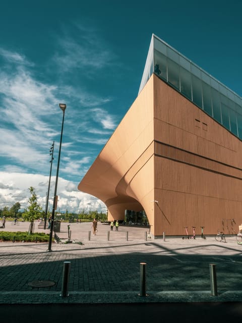 Helsinki: Architectural Highlights Guided Walking Tour - Who should book this walk