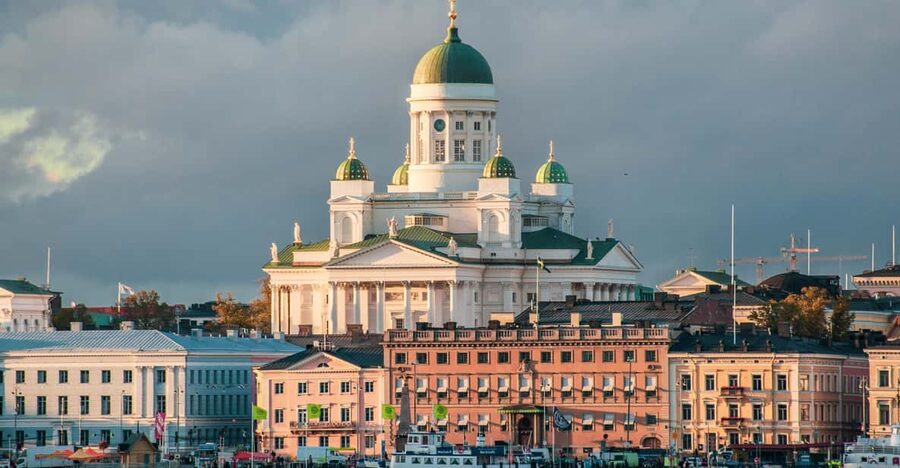 Helsinki: Architectural Highlights Guided Walking Tour - Why Helsinki works so well as an architecture tour