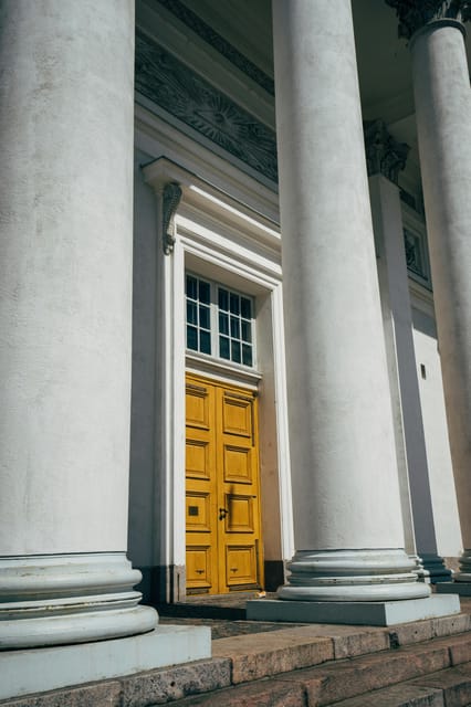 Helsinki: Architectural Highlights Guided Walking Tour - Amos Rex, Kamppi Chapel, and a final contrast