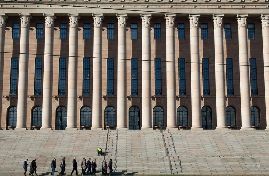 Helsinki: Architectural Highlights Guided Walking Tour - What the price gives you