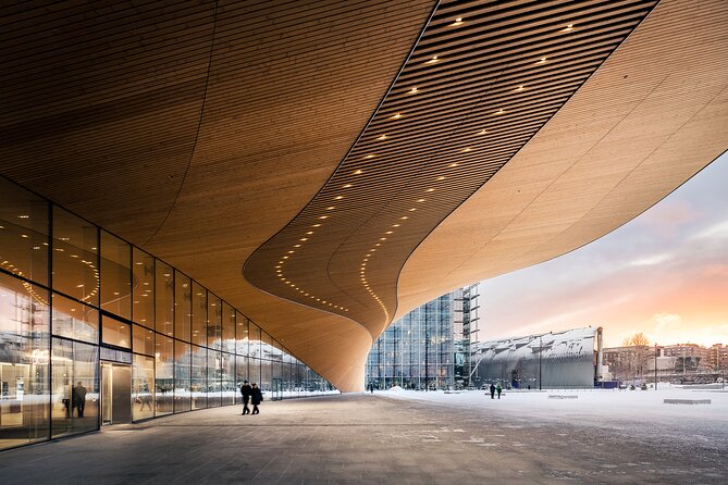 Helsinki architecture tour with a city planner - Jugendsali and the Pohjola Insurance Building