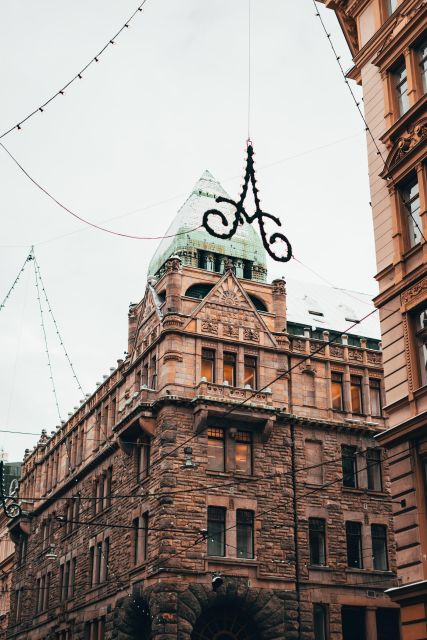 Helsinki: Architecture Walking Tour with Expert - Oodi and Helsinki’s contemporary public life