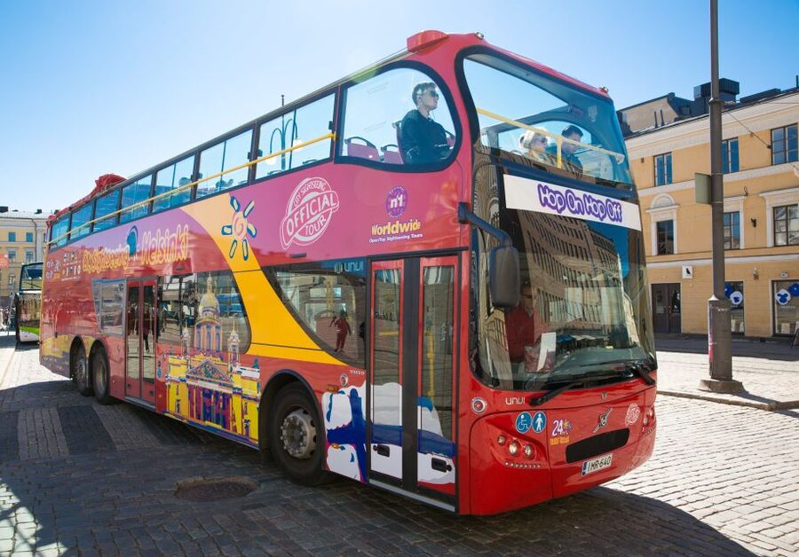 Helsinki by Bus and Boat 24-Hour Combo Ticket - Market Square and the canal cruise