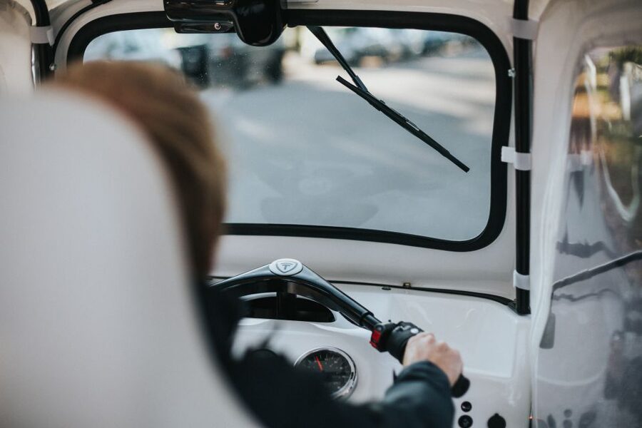 Helsinki City: 2.5-Hour City Tour with Electric TukTuk - Katajanokka’s Art Nouveau streets and the icebreaker