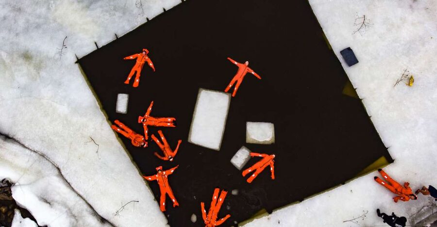 Helsinki: Floating Experience in a Survival Suit - Learning what cold water does to the body