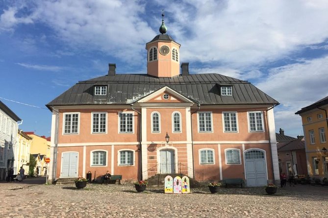 Helsinki Highlight and Porvoo Day Sightseeing Tour - Two Finnish towns, one tightly planned day