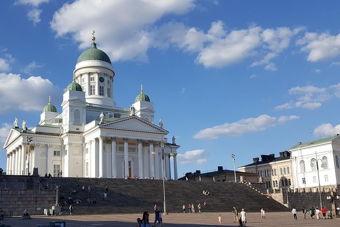 Helsinki Highlights: walking tour with local guide - A practical first morning in Helsinki