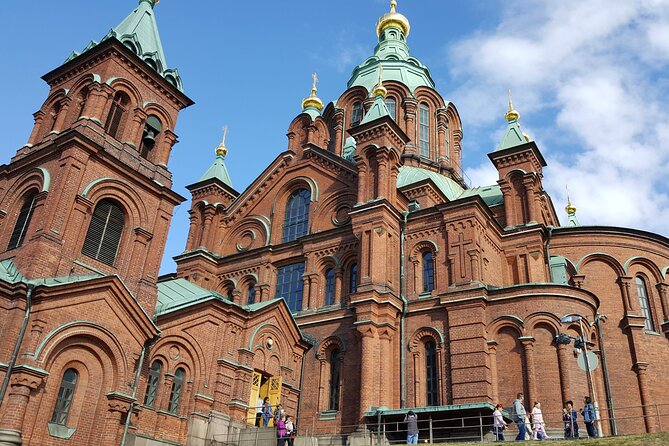 Helsinki Highlights: walking tour with local guide - Why the private guide matters