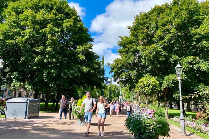 Helsinki in Nutshell: Suomenlinna & City Highlights by Eco-Friendly Ways - Crossing Helsinki harbor to Suomenlinna