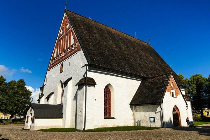 Helsinki Private Sightseeing + Medieval Town Porvoo - What the Private Vehicle Adds