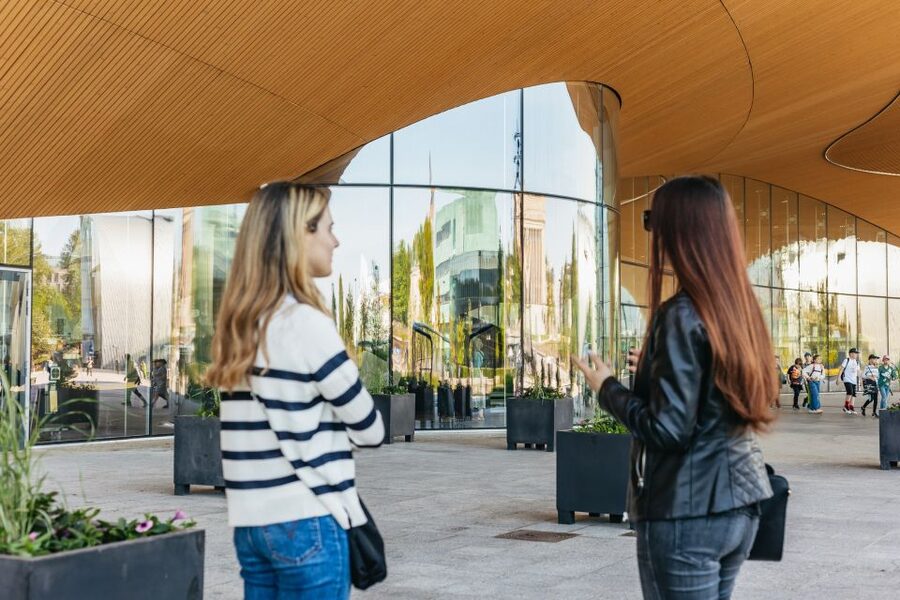 Helsinki: Private Tour with a Local Guide - Libraries, museums, and Finland beyond the postcard