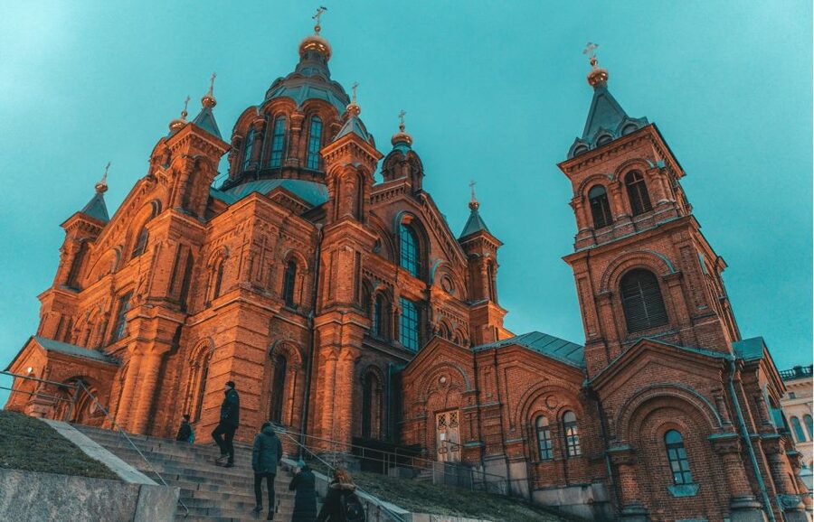 Helsinki: Small-Group Walking Tour with City Planner Guide - Two cathedrals, two sides of Helsinki