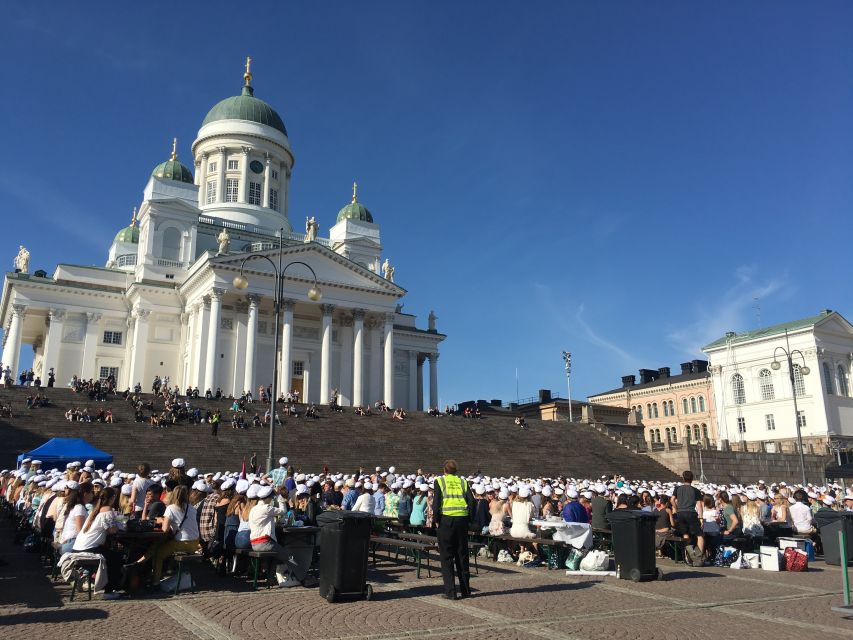 Helsinki Stopover Tour with Round-Trip Airport Transfers - Esplanade Park and Old Market Hall