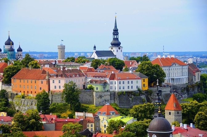 Helsinki to Tallinn Guided Tour -cruise ticket & pick up included - Meeting your Tallinn guide at the port