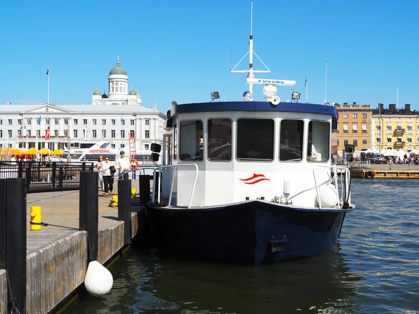 Helsinki: Vallisaari Fortress Island Ferry Ticket - Cafés, toilets, and a useful island pause