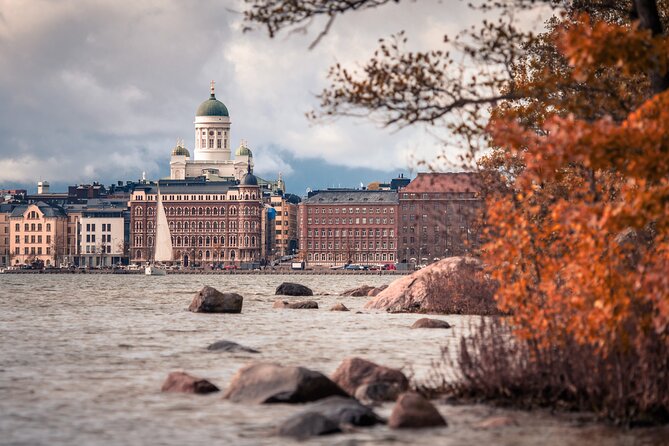Helsinki walking tour with a city planner - Senate Square and Helsinki Cathedral: Helsinki’s formal face