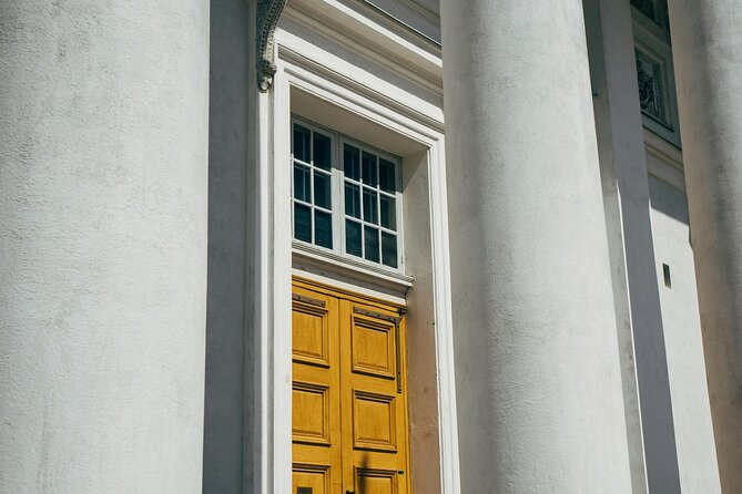 Helsinki Walking Tour With a Sociologist - Esplanadi, Lasipalatsi, and Helsinki’s design sense