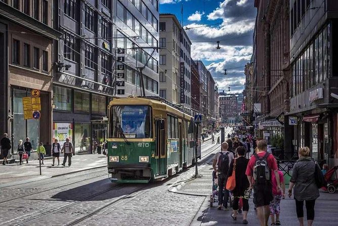 Helsinki Walking Tour with PRIVATE Professional guide - Helsinki Cathedral and Senate Square