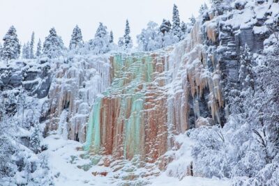 Hike to Frozen Waterfalls of Korouoma Including BBQ Lunch from Rovaniemi