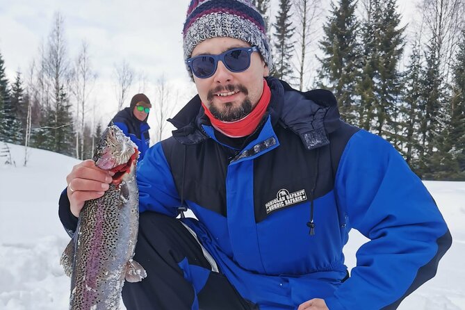 Ice fishing experience - Five hours outside, with a flexible private-group feel