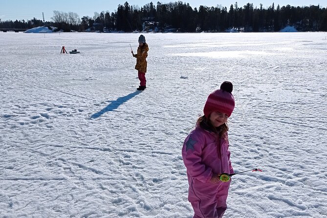 Ice fishing experience with Backpacker Helsinki Tour - How much value do you get for $131.25?
