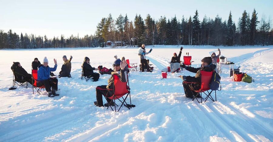 Ice fishing program in Lapland - Should you book this ice-fishing tour?