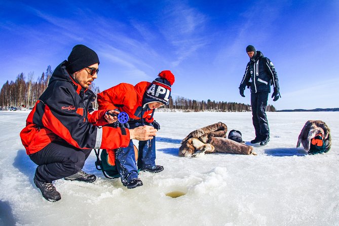 Ice Fishing Trip in Rovaniemi - Getting dressed for real Arctic cold