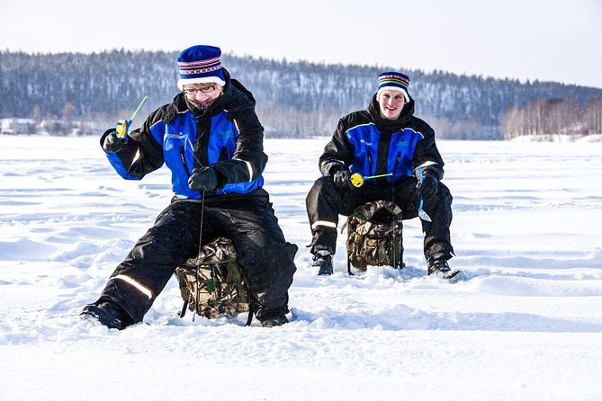 Ice Fishing Trip in Rovaniemi - Arctic views and useful photo time