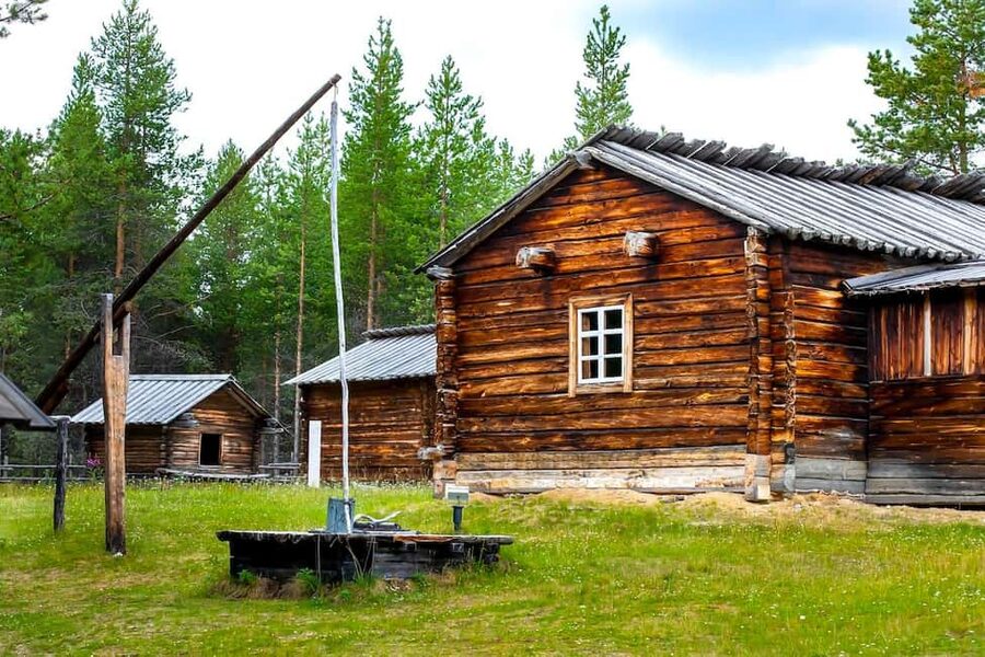 Inari: Siida - Sámi Museum and Nature Centre Ticket - Starting upstairs with a simple ticket scan