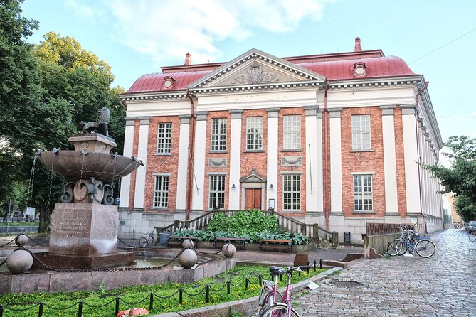 Inspiring Turku - Private Walking Tour - Turku Market Hall and City Hall