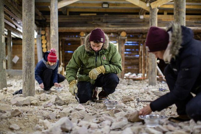 Jewels Of Lapland: Visit to Amethyst Mine in Luosto - What you learn about amethyst at the mine