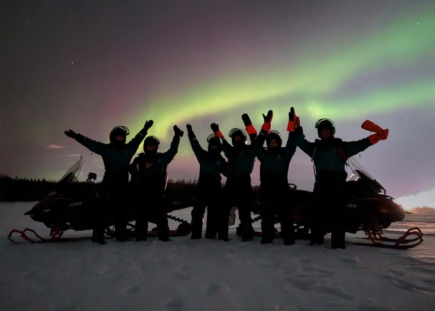 Kemi-Tornio: Night Safari on Snowmobiles - From Kemi’s safari house to the frozen bay