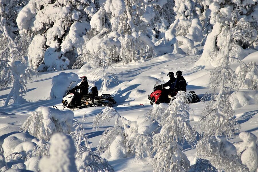 King of Ylläs: Snowmobiling to the Hill - Riding from Ylläsjärvi into Lapland’s snowy country