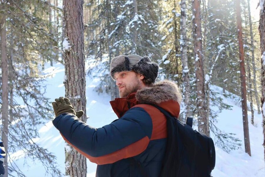 Korouoma Canyon Frozen Waterfalls Hike & Private Teepee BBQ - What the waterfalls look like in different seasons