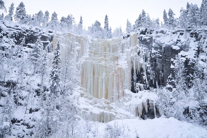 Korouoma Canyon Frozen Waterfalls - Walking down into the frozen canyon
