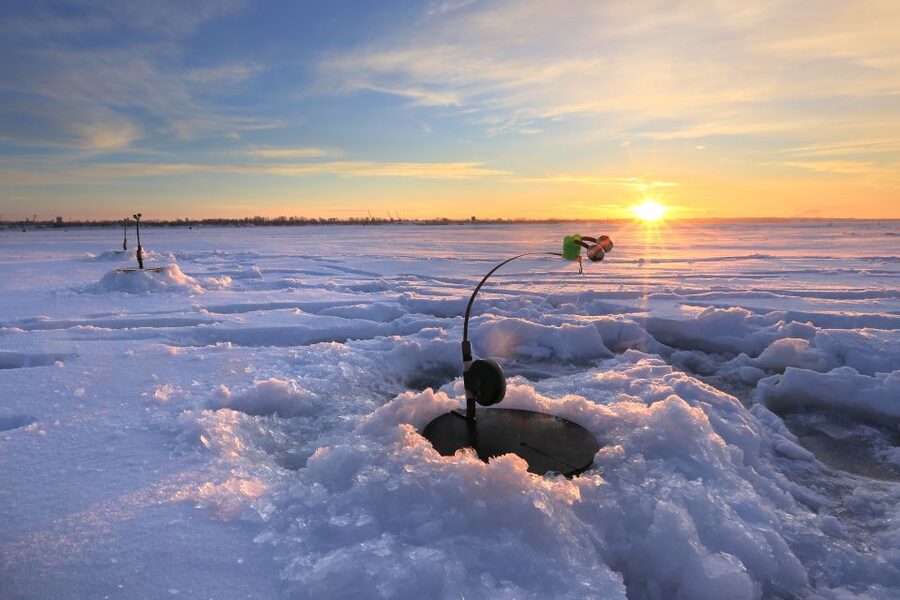 Levi: Ice Fishing by Snowmobile - Reaching a frozen lake by snowmobile